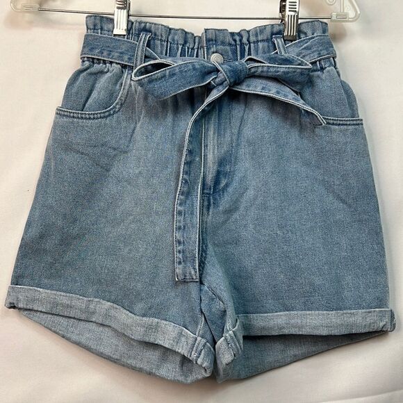 Vero Moda paper bag Denim shorts with belt. Size XS NWT - Picture 1 of 13